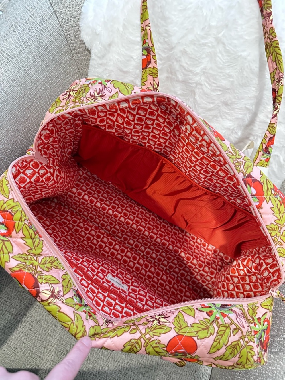 Vera Bradley Miramar Cotton Weekender Tote Bag Tomato Vines - Picture 7 of 13